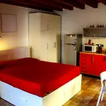 Bergamo Easy Airport Private Parking