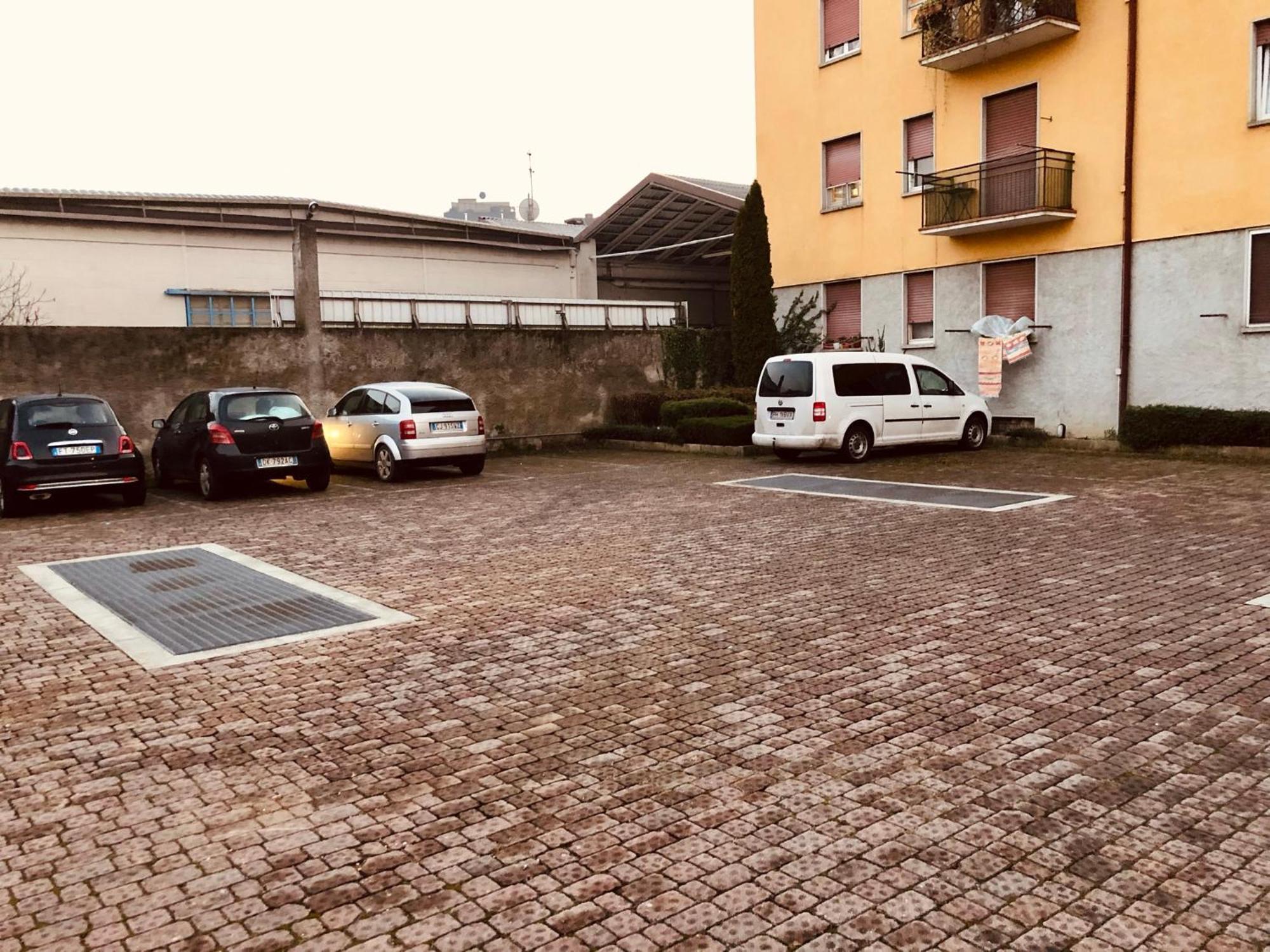 Easy Airport Private Parking * Bergamo