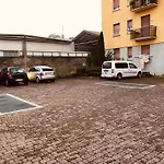 Bergamo Easy Airport Private Parking
