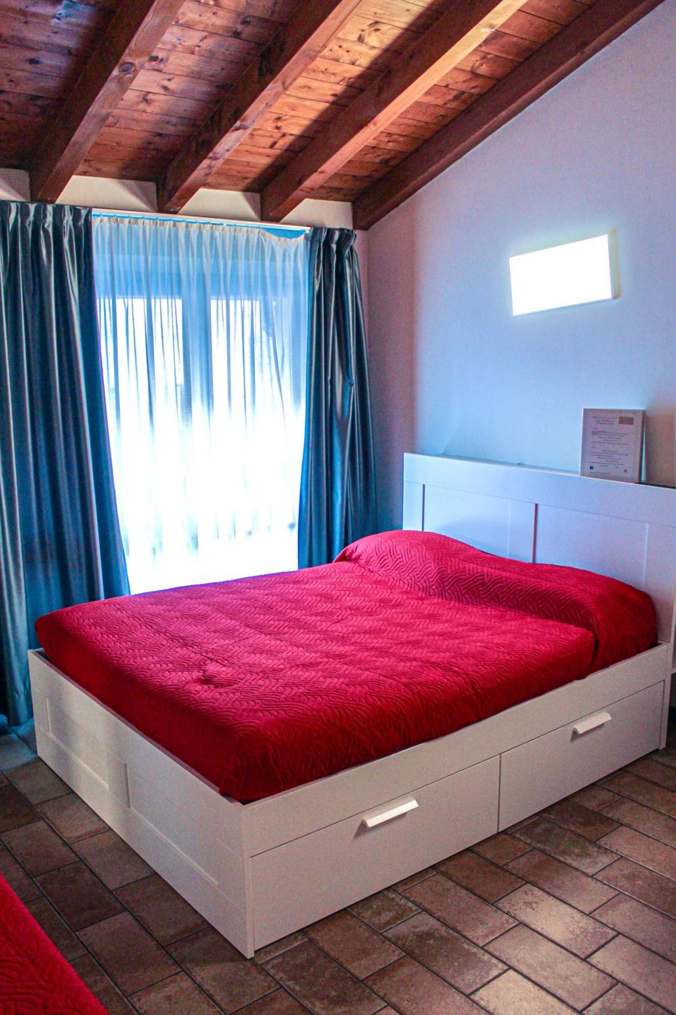 Easy Airport Private Parking Apartment *